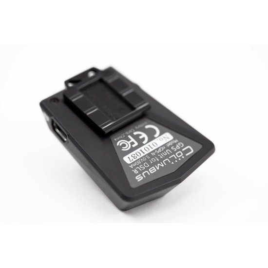 Špeciálny GPS logger s pripojením sa na fotoaparáty Nikon a Fujifilm